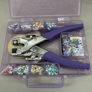 We R Memory Keepers 70908 Crop-A-Dile Punch Kit